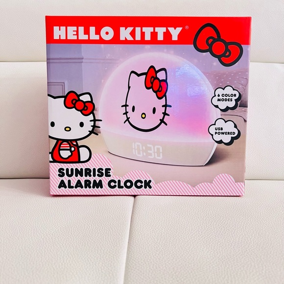 Hello Kitty Alarm‎ Clock